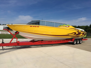 CPB - 1989 41 Apache 3 Pack Race Boat RARE! - Image 2